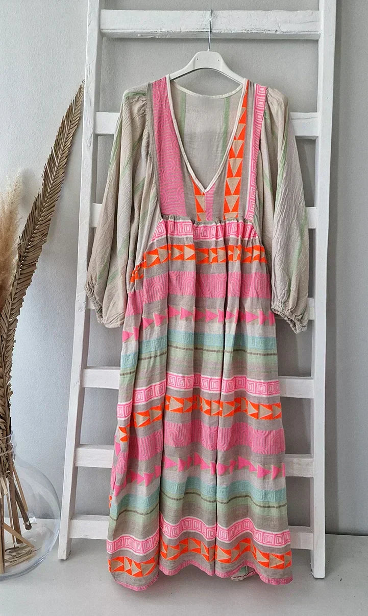 Mathilde- Sommerliches Maxikleid mit Farbverlauf 5-01_1296x_7b51b99a-4658-4786-bfa7-baf523d0dd82