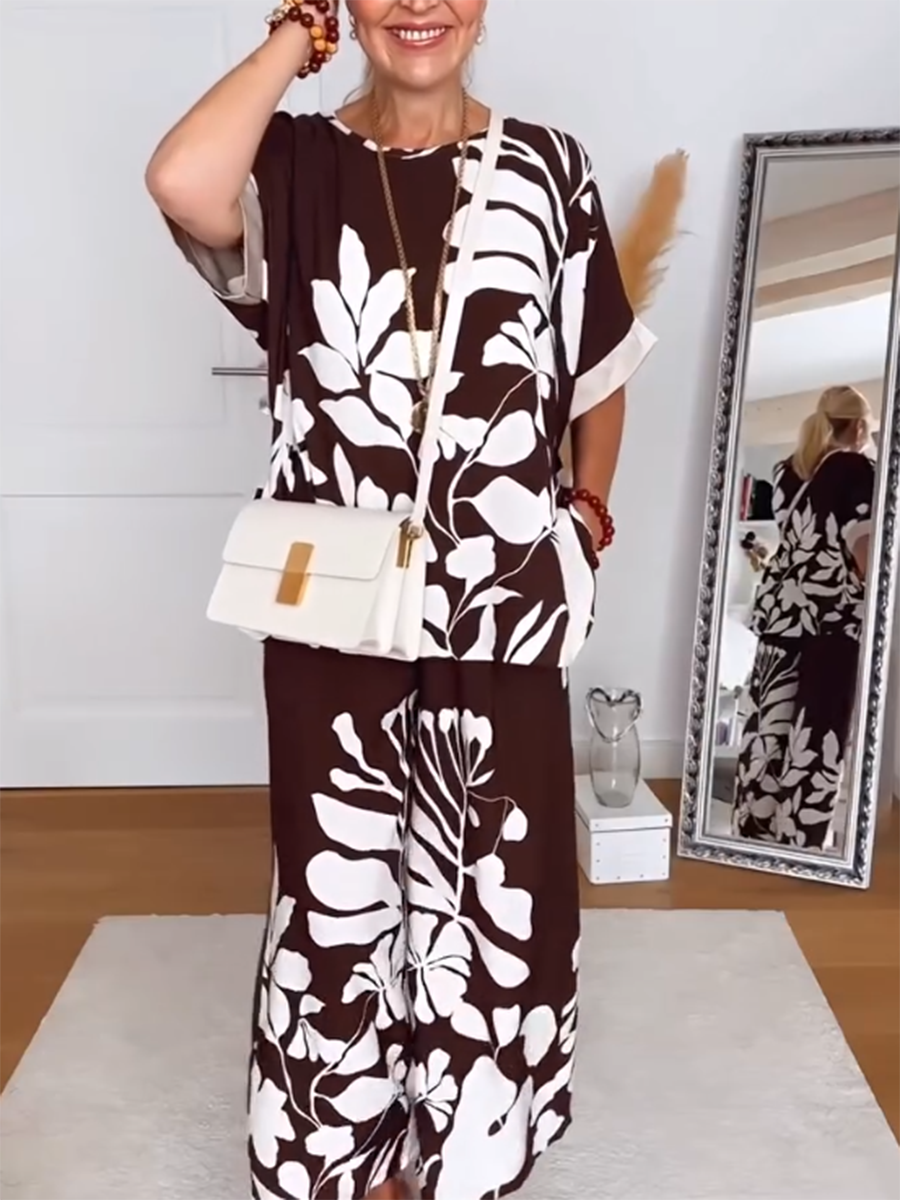 Nelly- luxuriöser Damenanzug aus Leinen mit Blumenmuster Braun