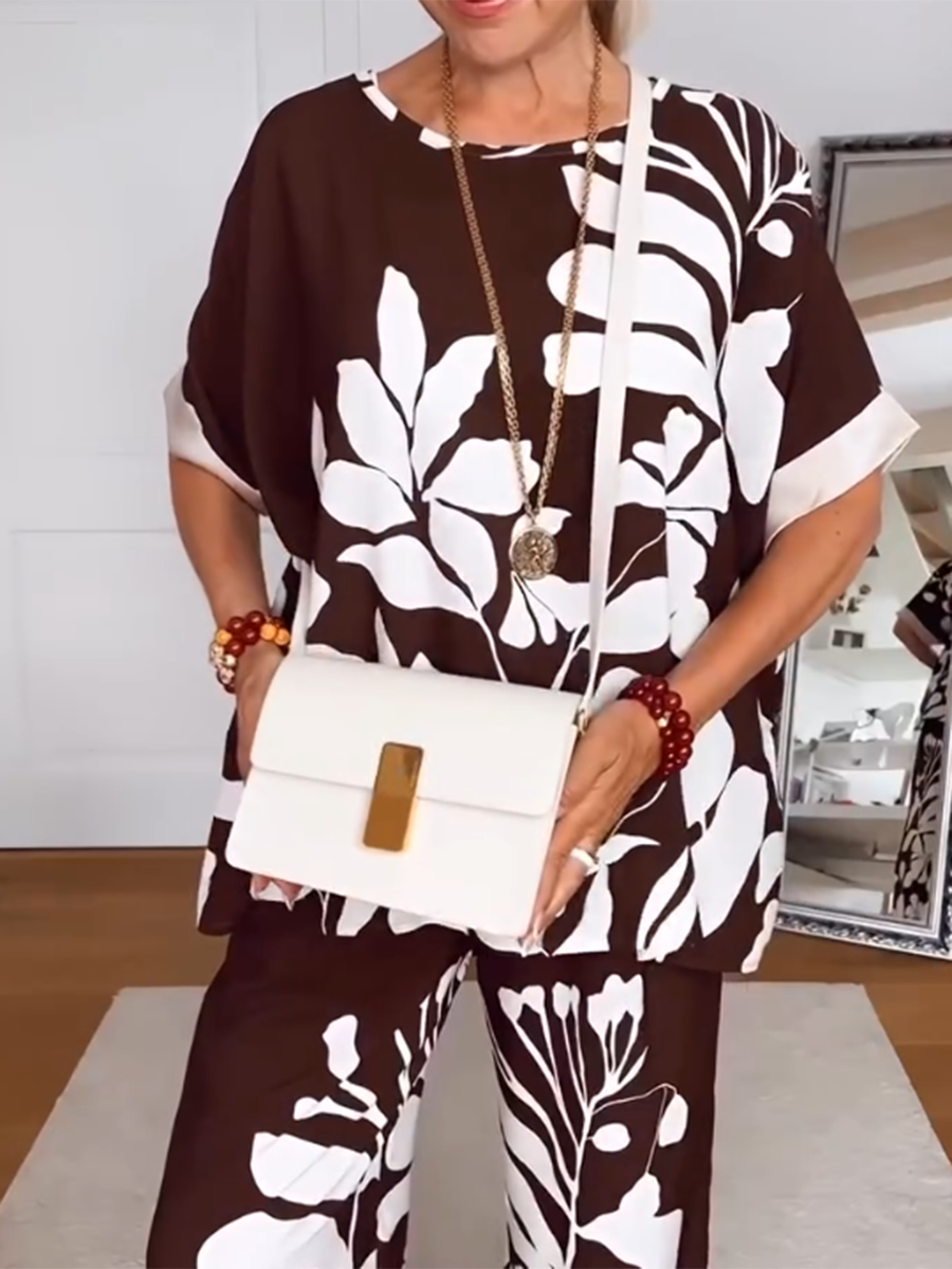 Nelly- luxuriöser Damenanzug aus Leinen mit Blumenmuster Braun 2