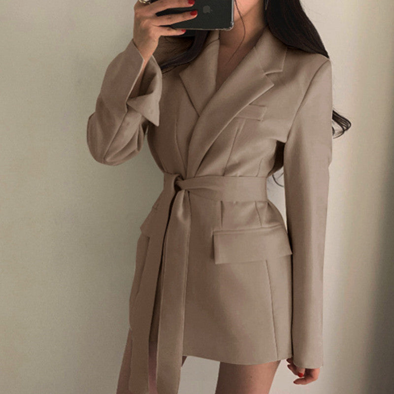 Isolde – Eleganter Blazer mit Gürtel für Damen