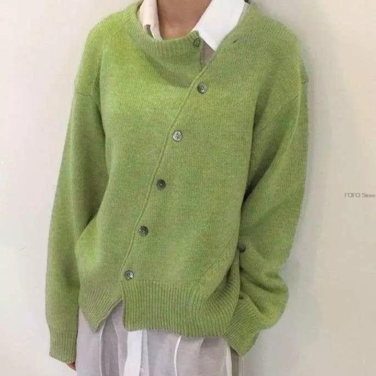 Olga - Bequeme Jacke mit Knopfdetails Grün