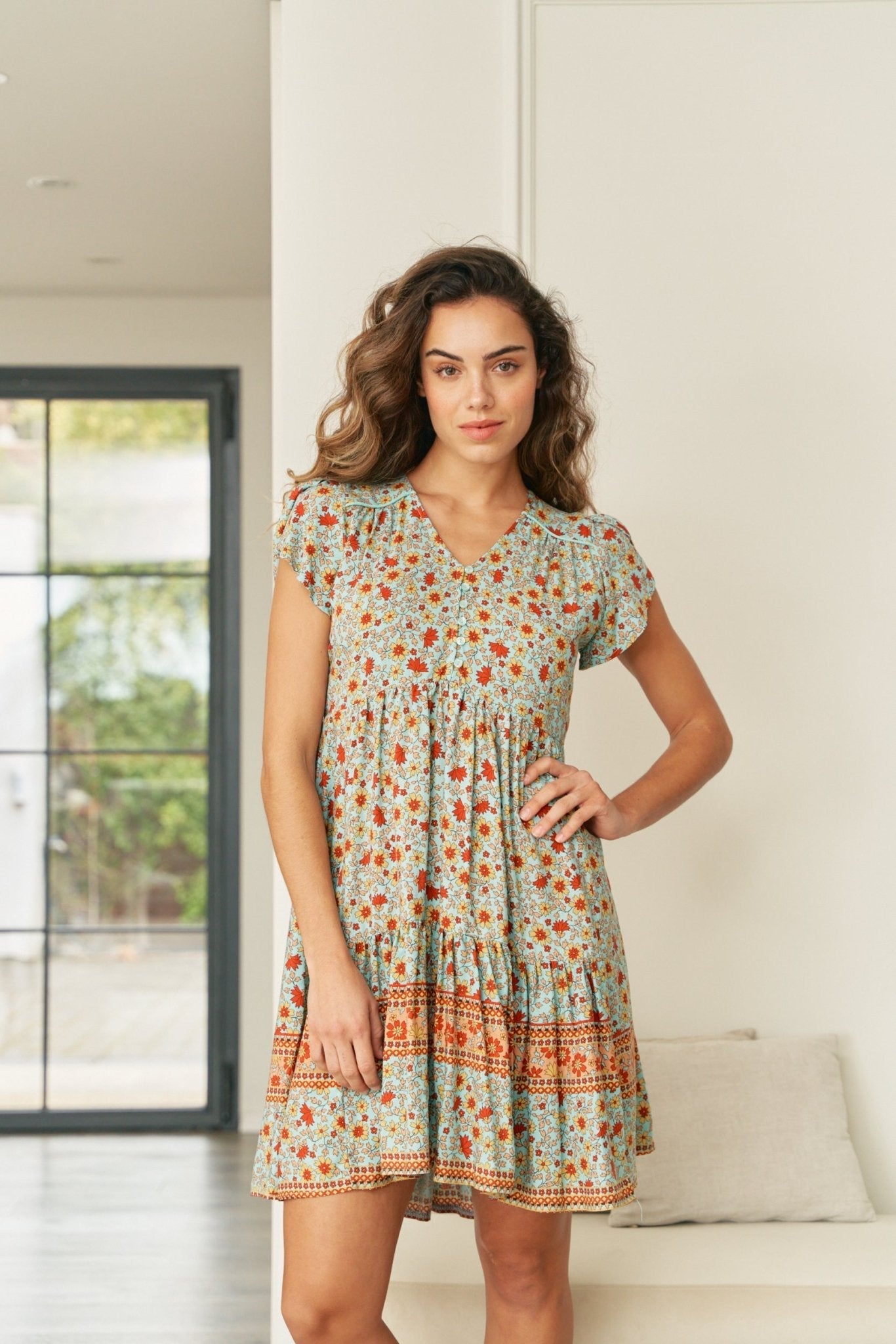 Ophelia- Boho Sommerkleid mit Blumenprint und V-Ausschnitt