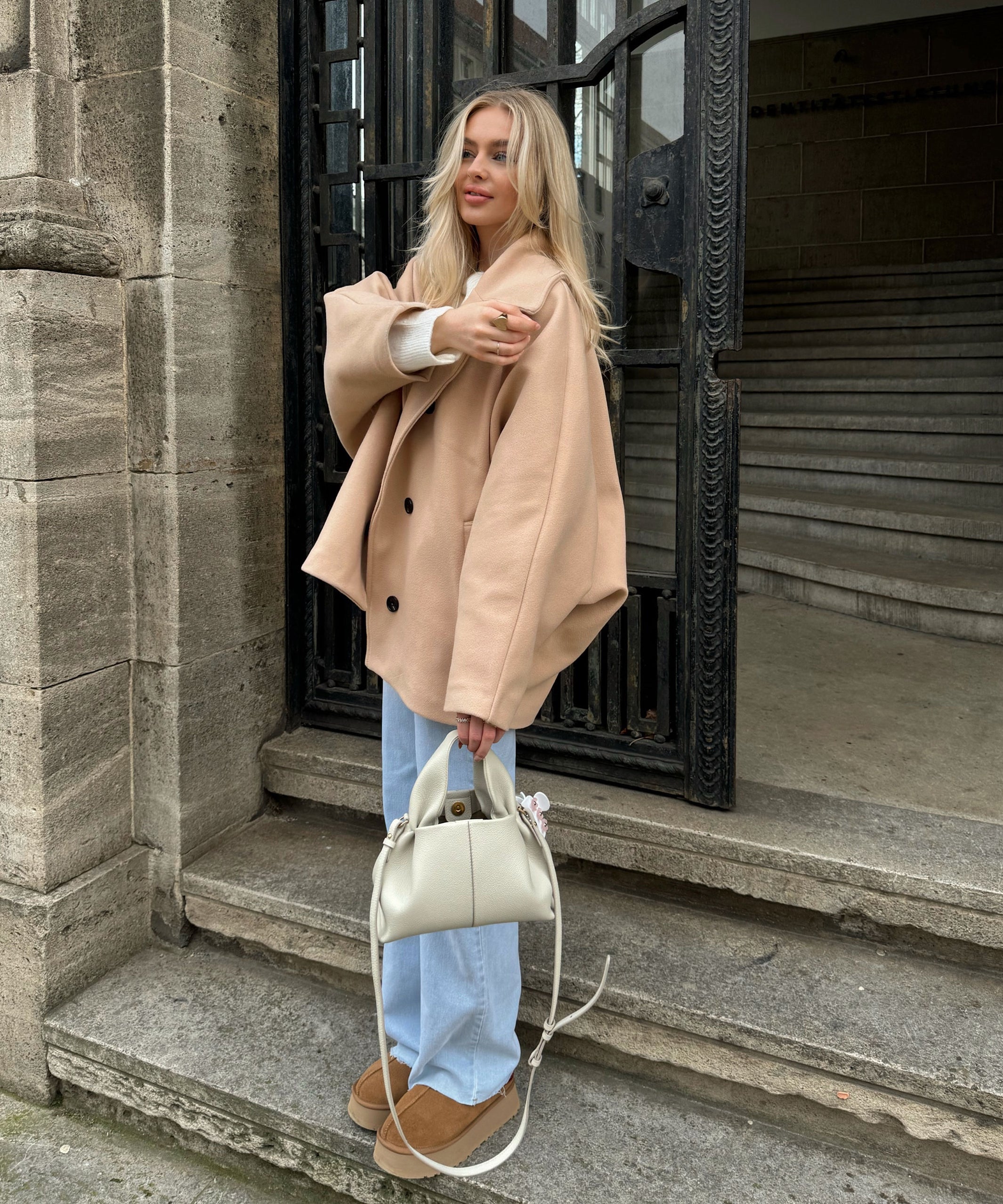 Viola – Trendige Oversize-Jacke Für Damen