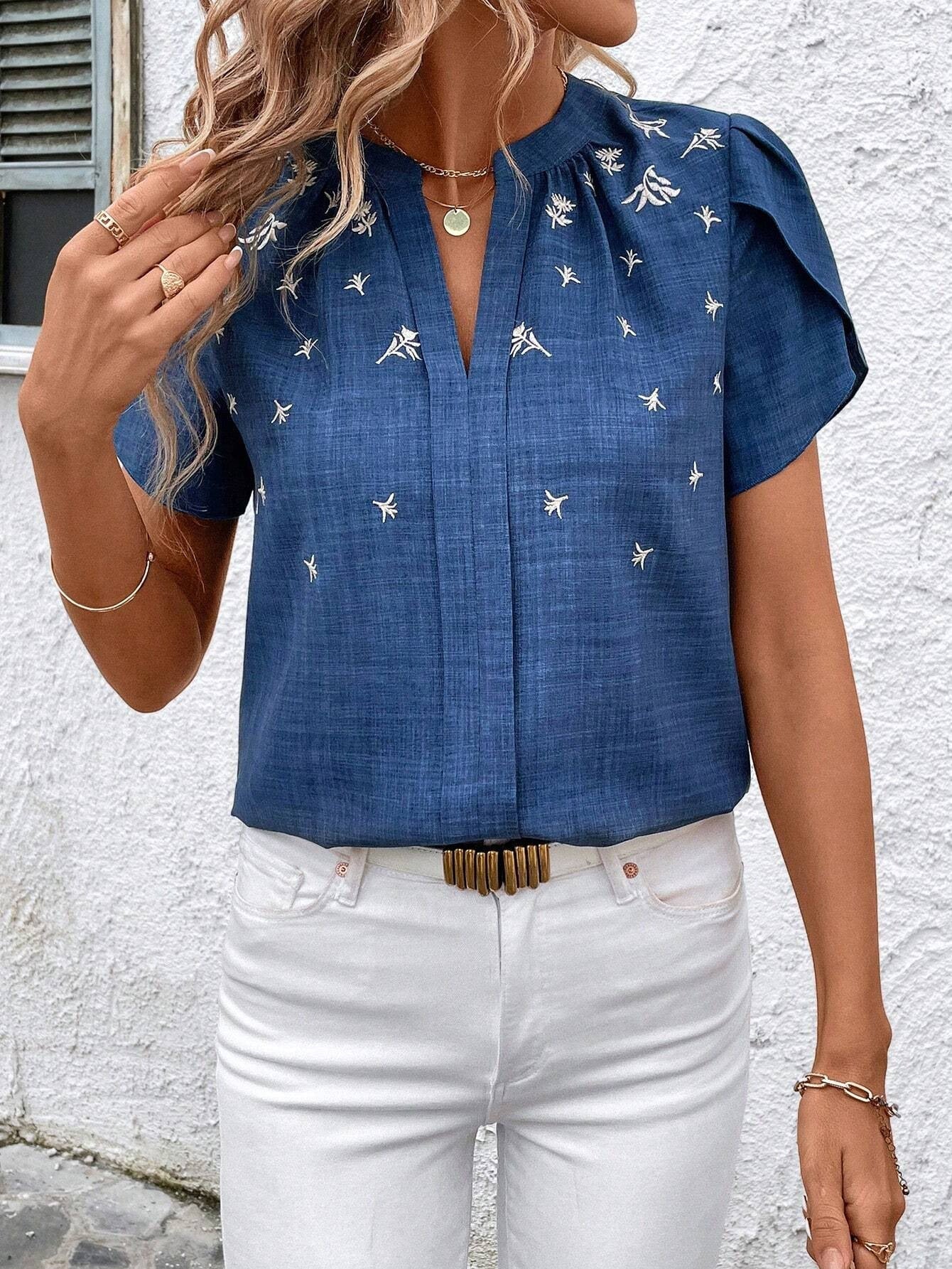 Patricia- Kurzärmelige Bluse mit Stickerei Saphirblau
