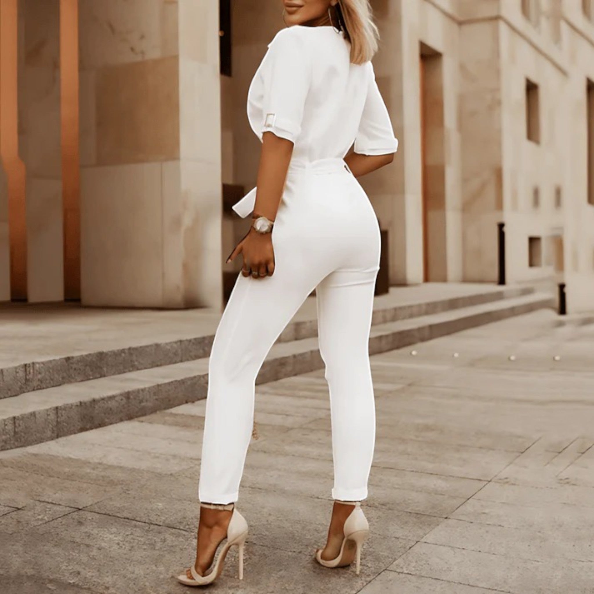Pauline- Elegant Women's V-Neck Jumpsuit Weiß 1