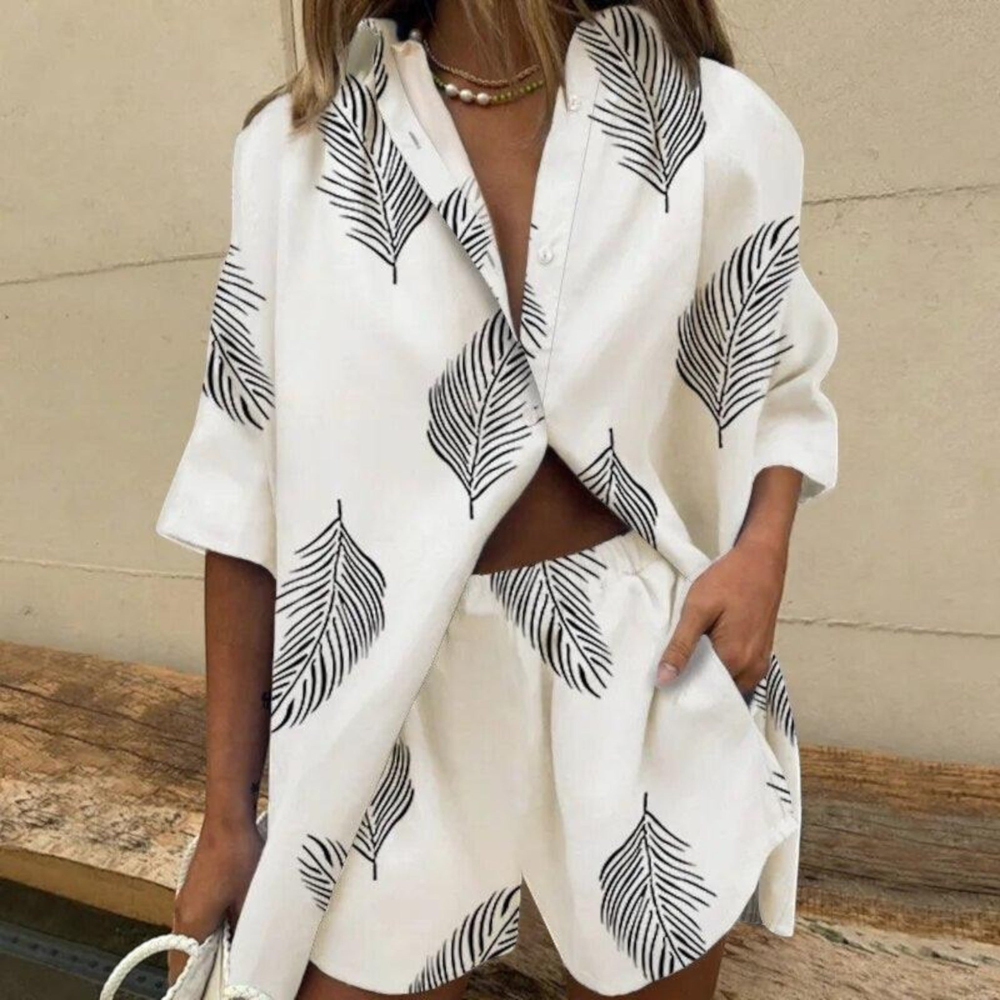 Petra - Women's Tropical Print Two-Piece Set Weiß
