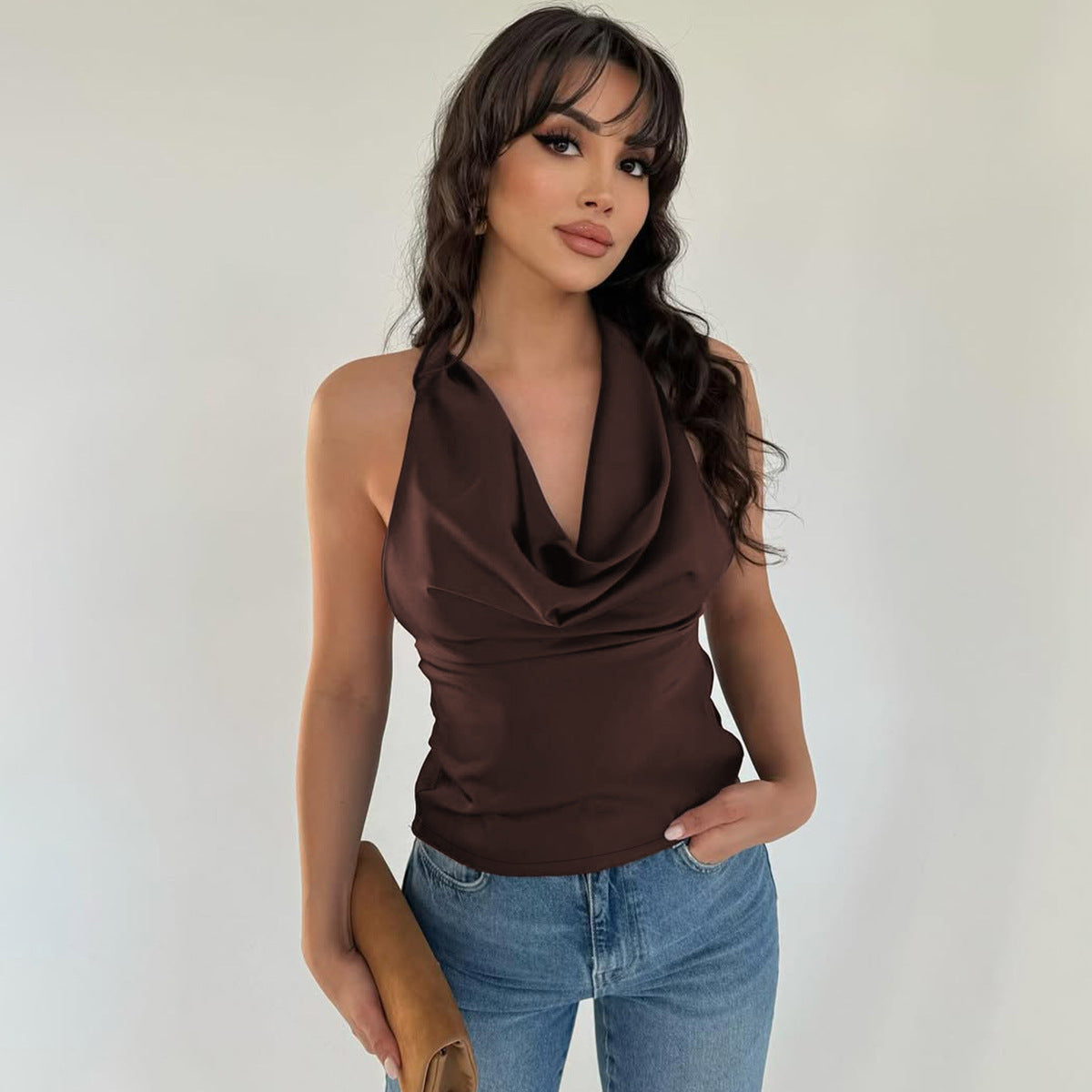 Petronella- Rückenfreie Bluse mit drapiertem Ausschnitt Braun