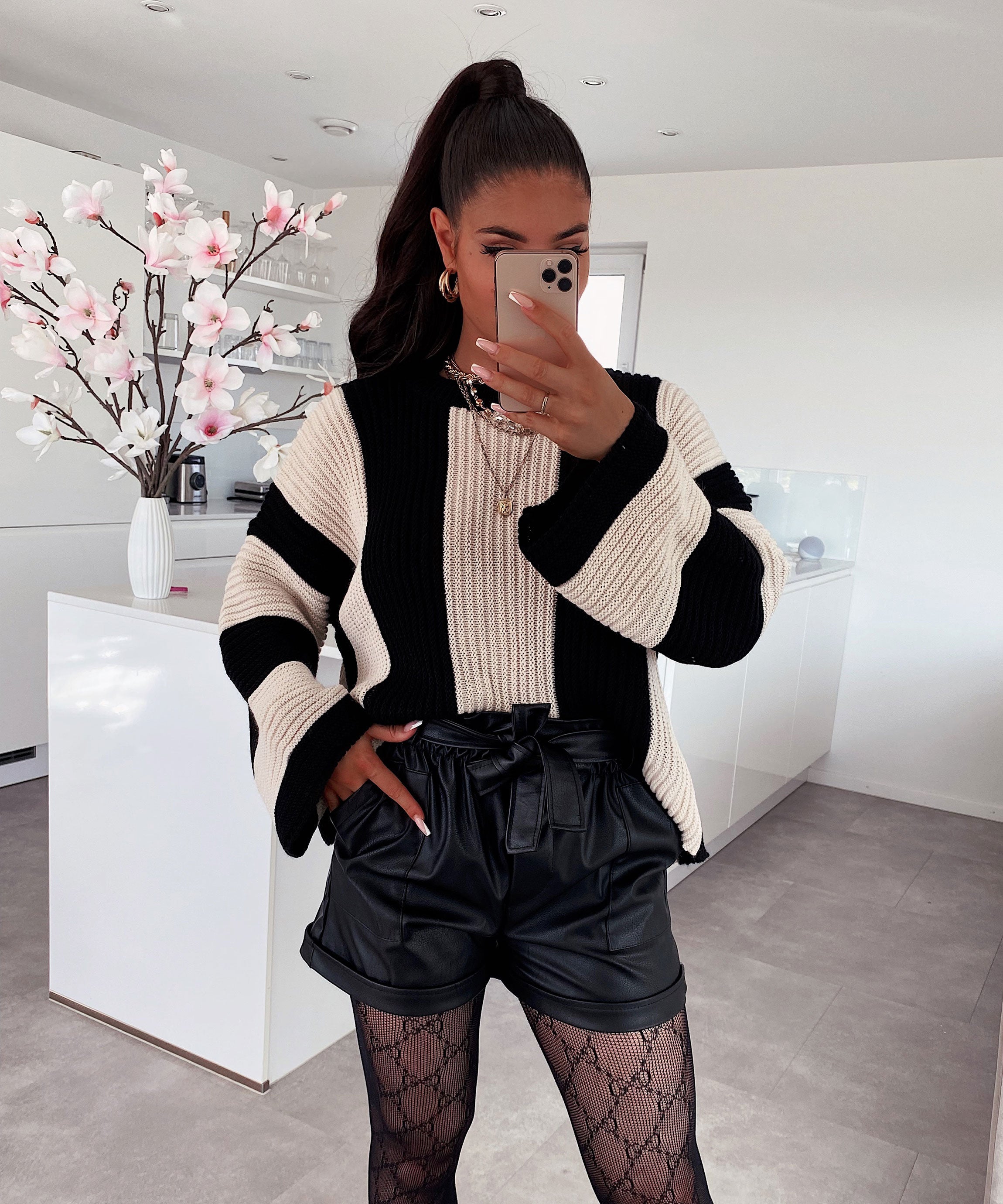 Vicky – Klassischer Pullover In Schwarz