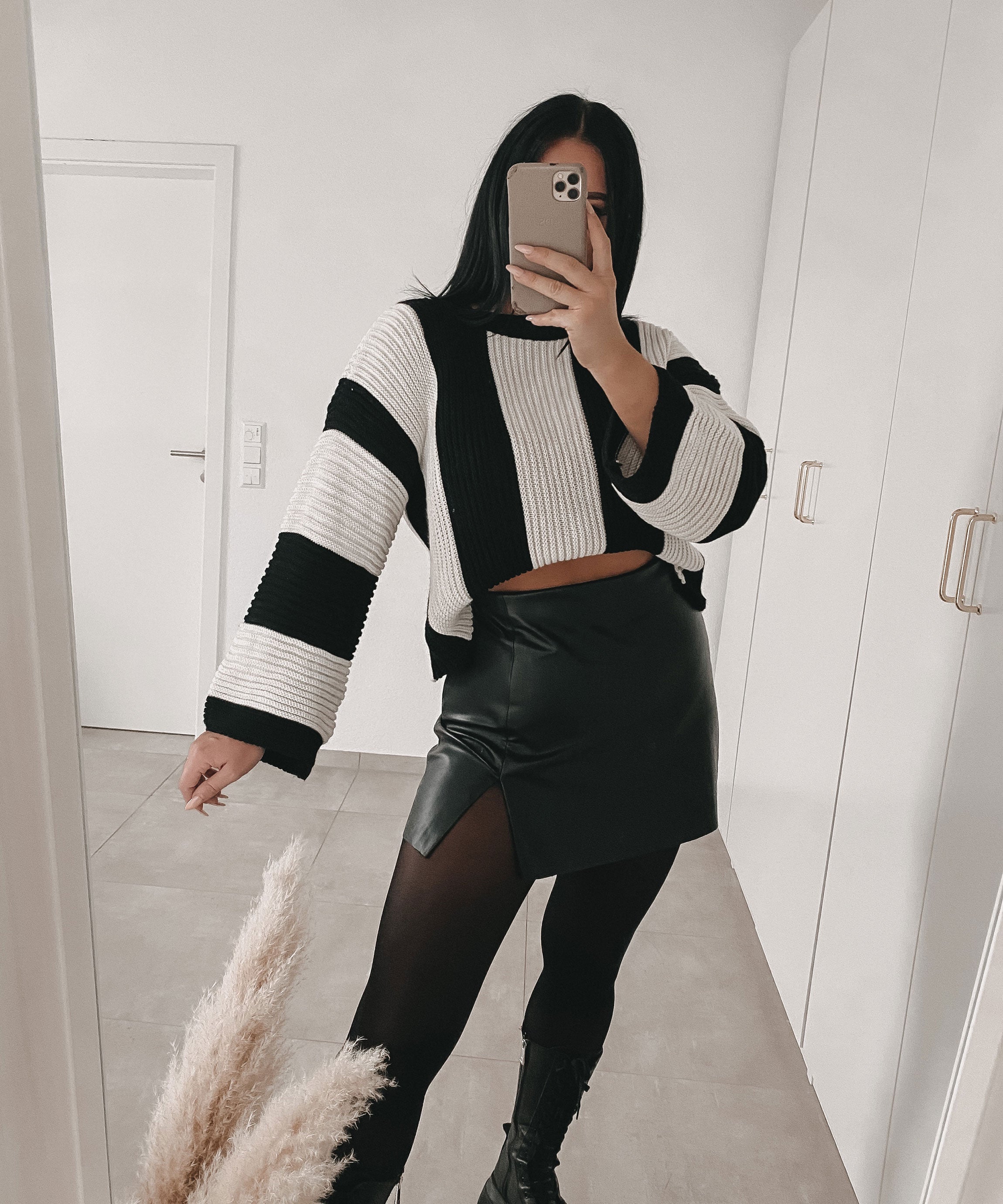 Vicky – Klassischer Pullover In Schwarz