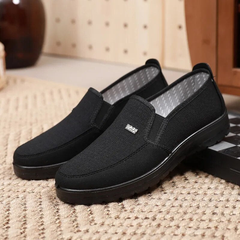 Qasim - Anti-Rutsch Schuhe Schwarz
