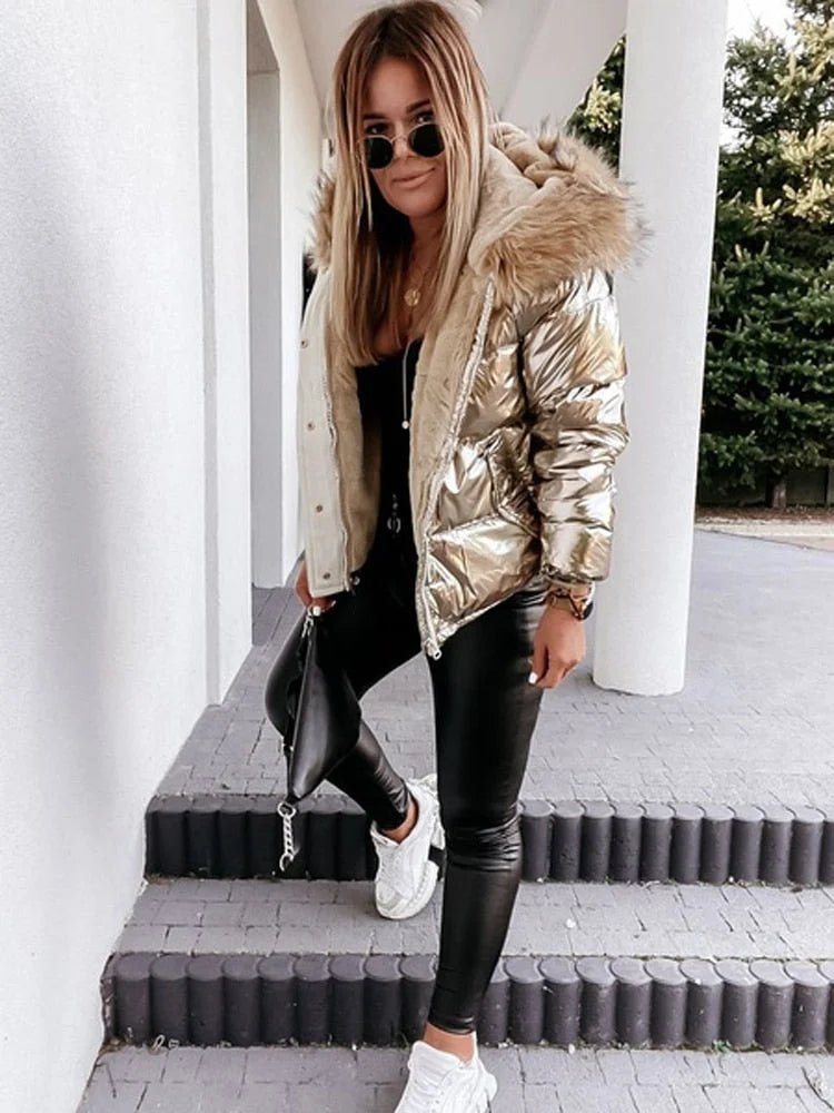 Rebecca - Winterjacke: Metallischer Glamour Gold