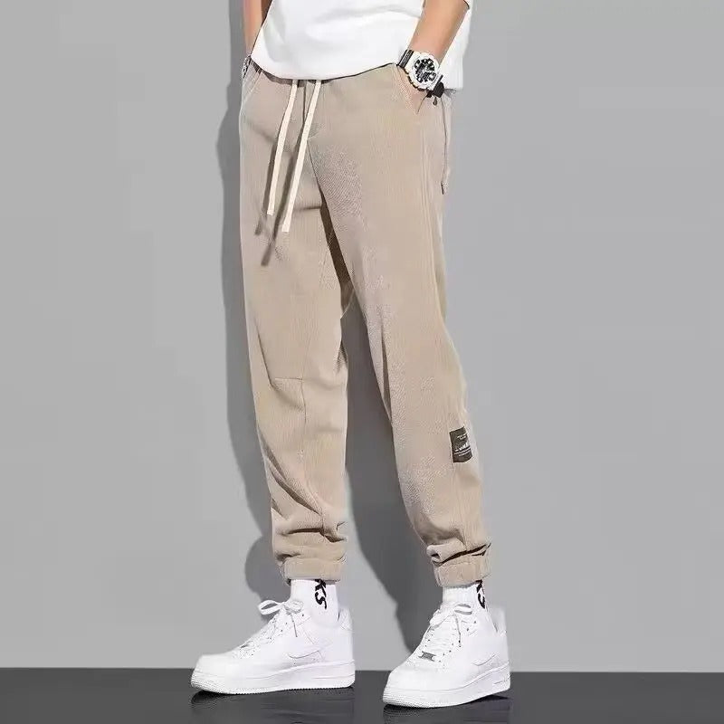 Reid - Velvet Jogger für mühelosen Stil Khaki