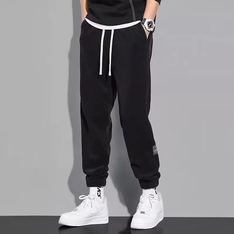 Reid - Velvet Jogger für mühelosen Stil Schwarz
