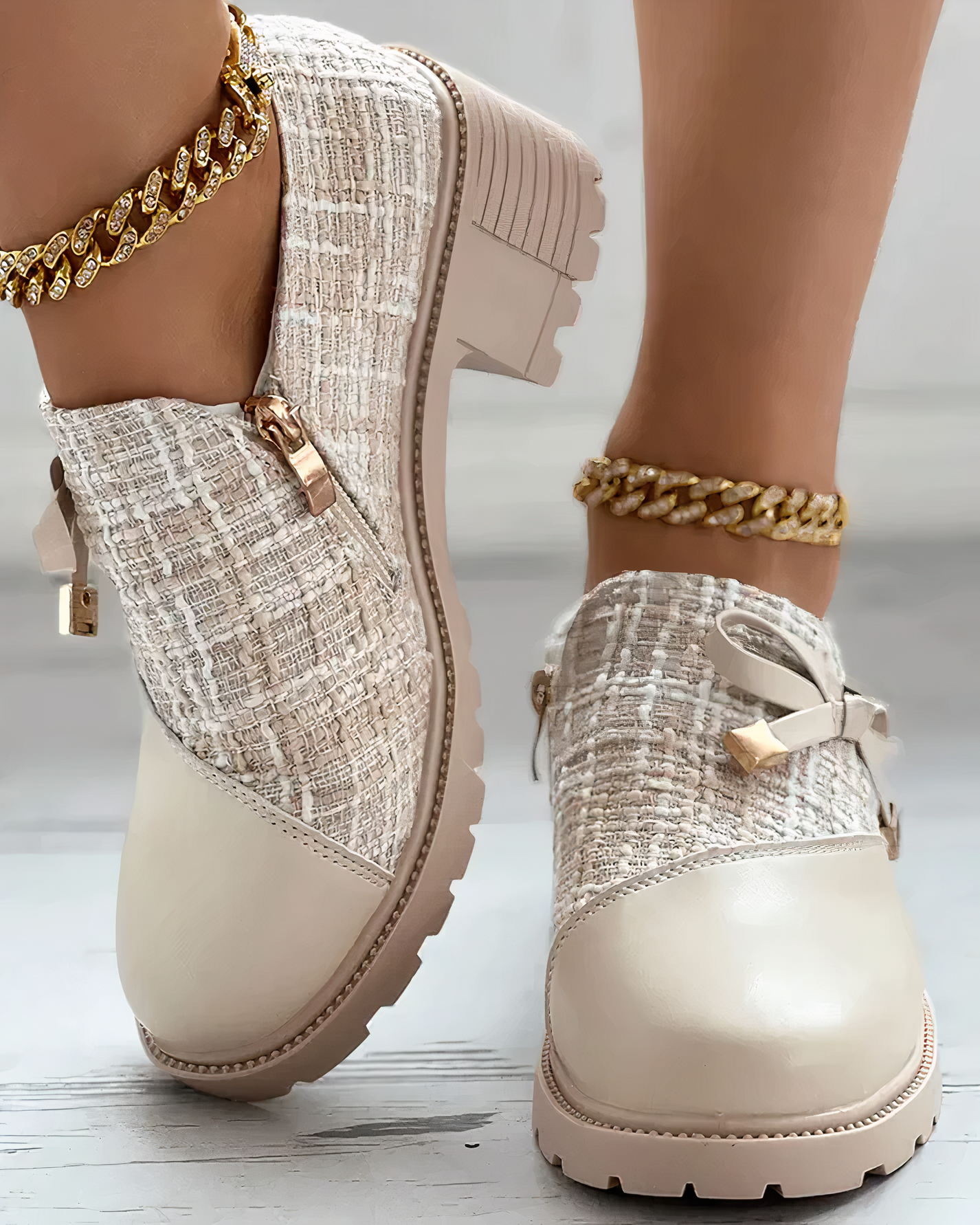 Ronja - Dicke Absätze mit Spitze Beige
