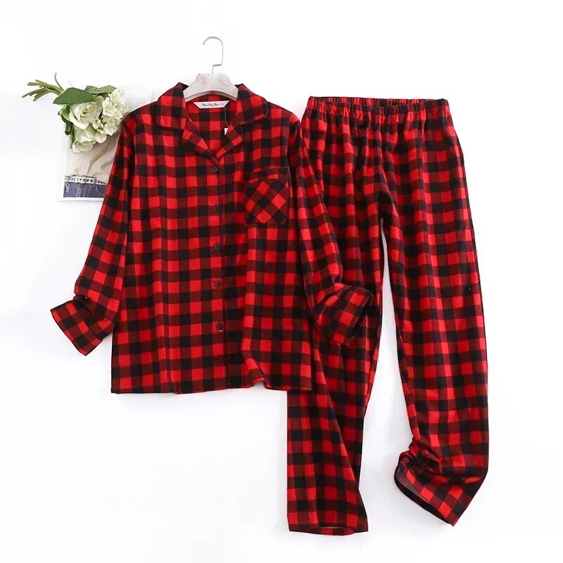 Roxana - Bequemes Damen Pyjama-Set mit lebendigen Mustern Rot