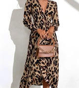 Bebe - Leopard V-Ausschnitt Kleid