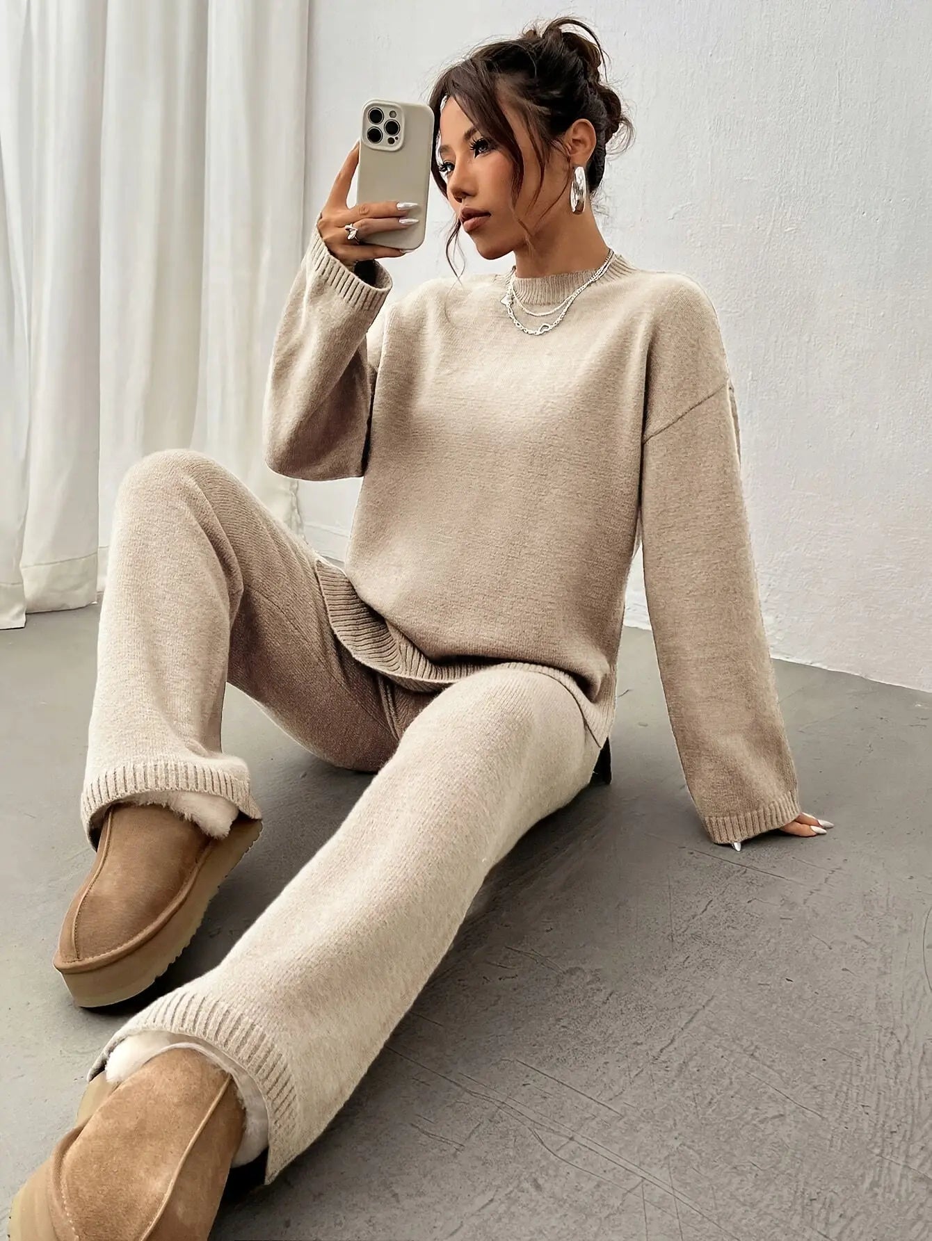 Thalia - Strickanzug Stilvoll Elegant Bequem Modern Khaki