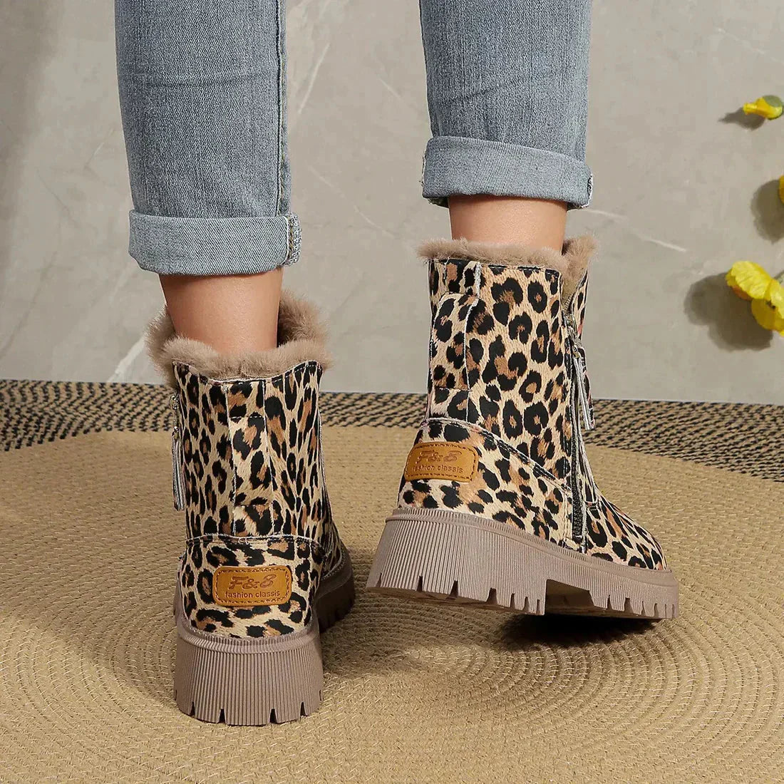 Veronika – Trendige Winterstiefel Mit Leopardendruck