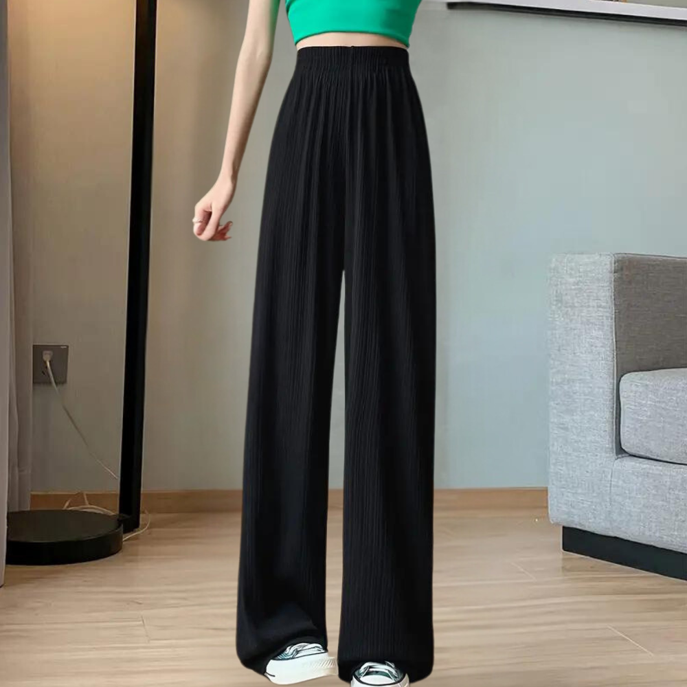 Yasmine - Women's Wide Casual Trousers - Schwarz