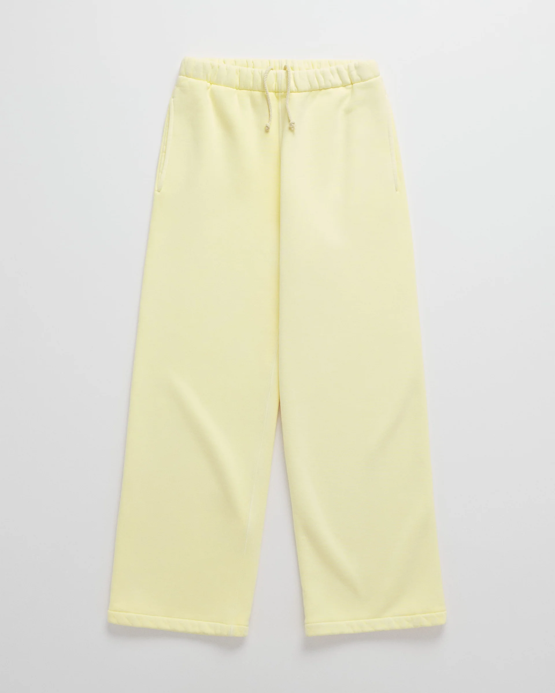 Iduna - Gemütlicher minimalistischer Kapuzenpullover