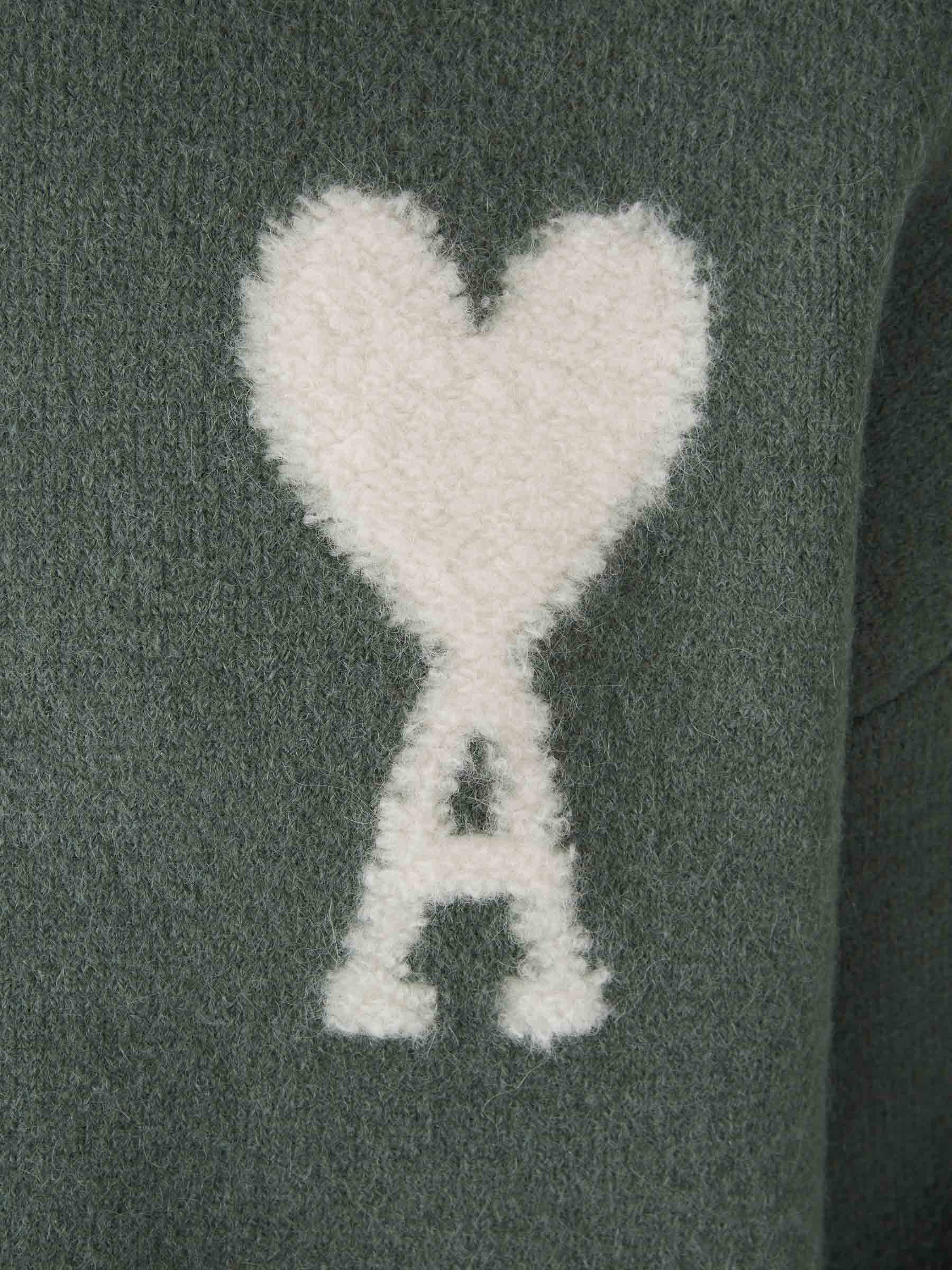 Ian -Herz Pullover