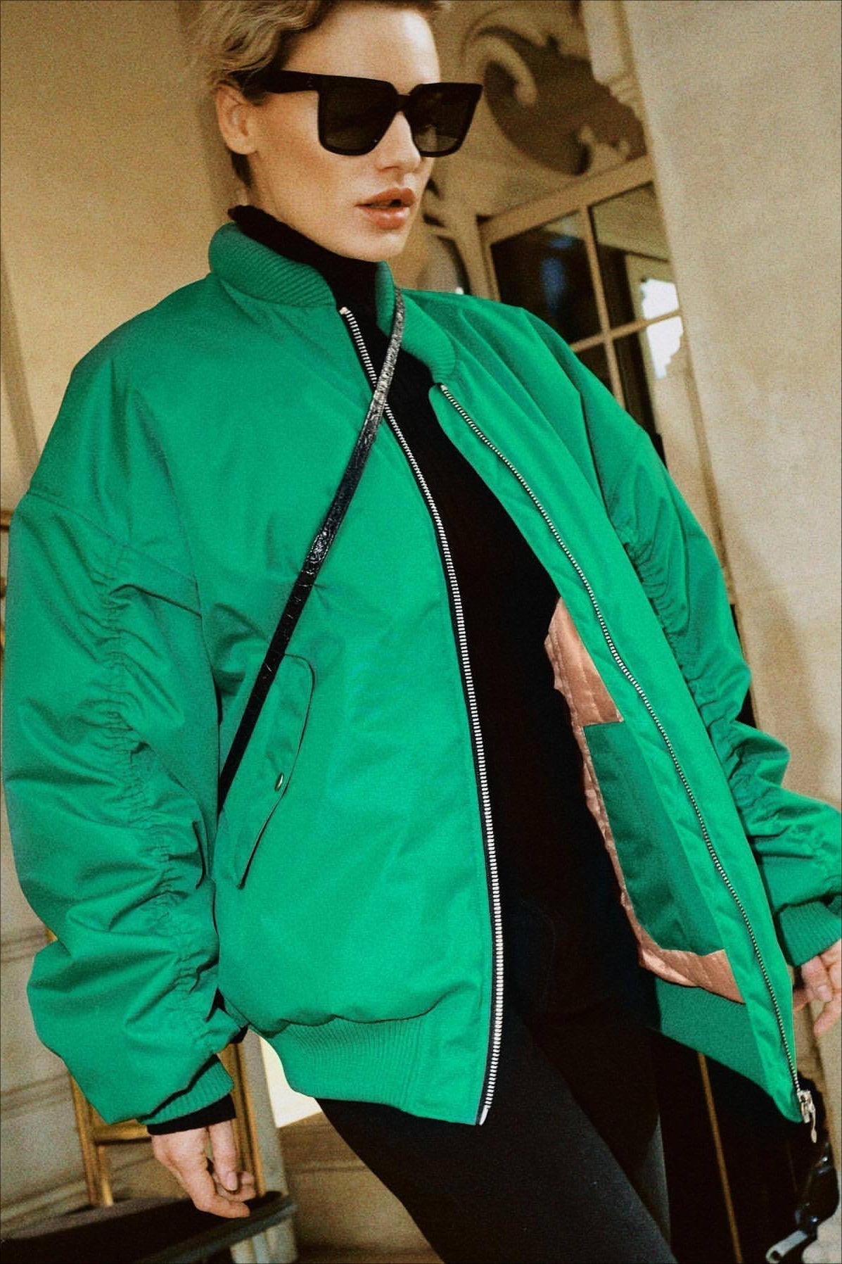 Claudia - Urban Damen Bomberjacke in Übergröße