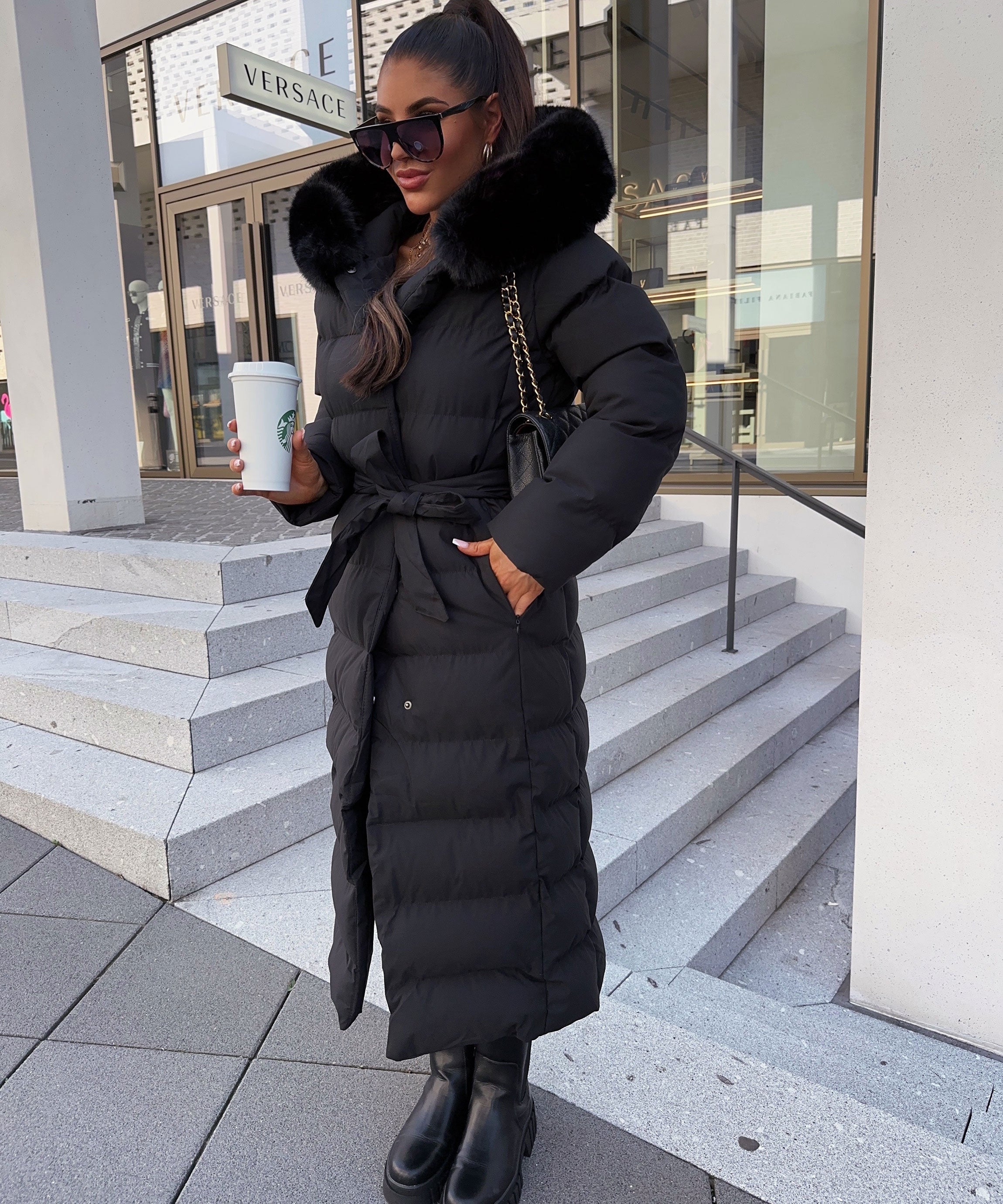 May – Damen Parka Schwarz mit Kapuze