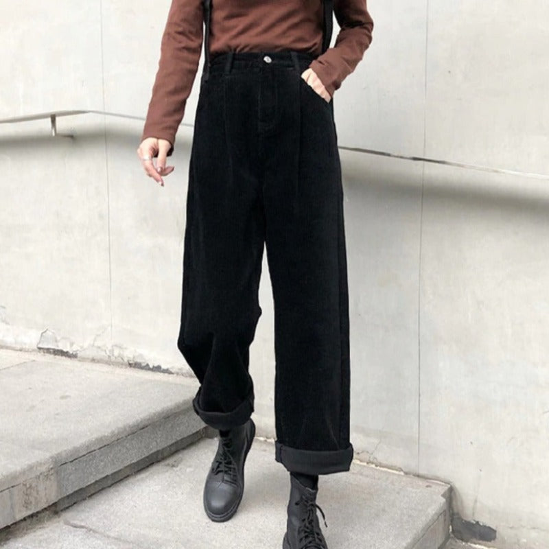 Christina - Damen Cordhose mit weitem Bein elegant