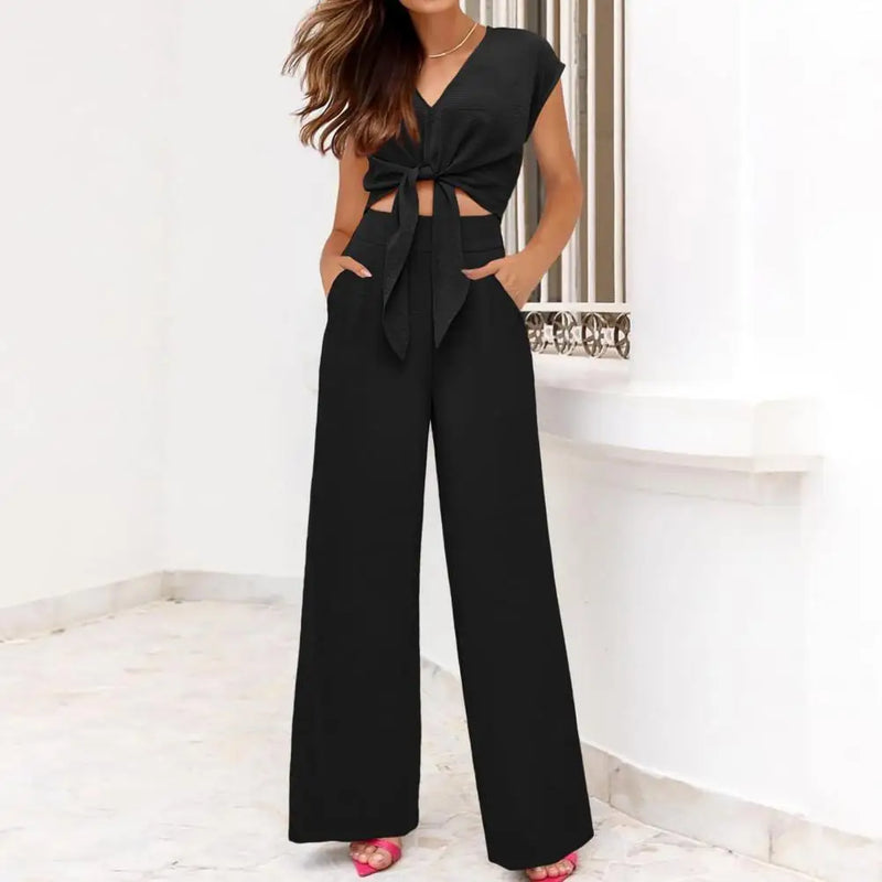 Raquel - Kurzer Jumpsuit mit V-Ausschnitt