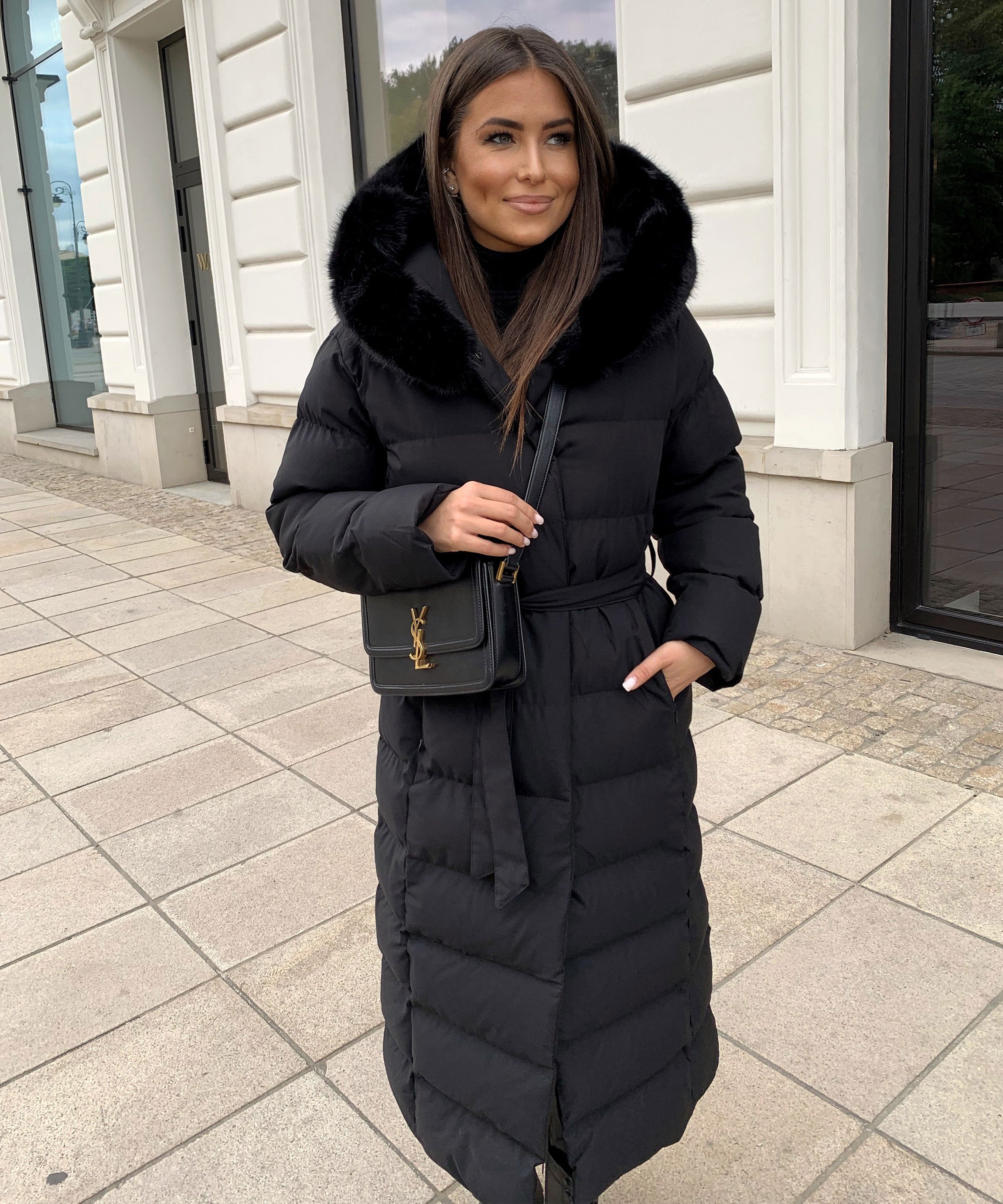 May – Damen Parka Schwarz mit Kapuze