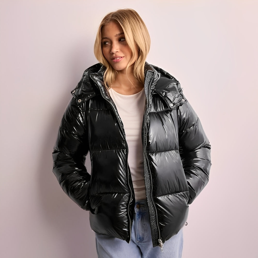 Andrea – Thermojacke Mit Abnehmbarer Kapuze