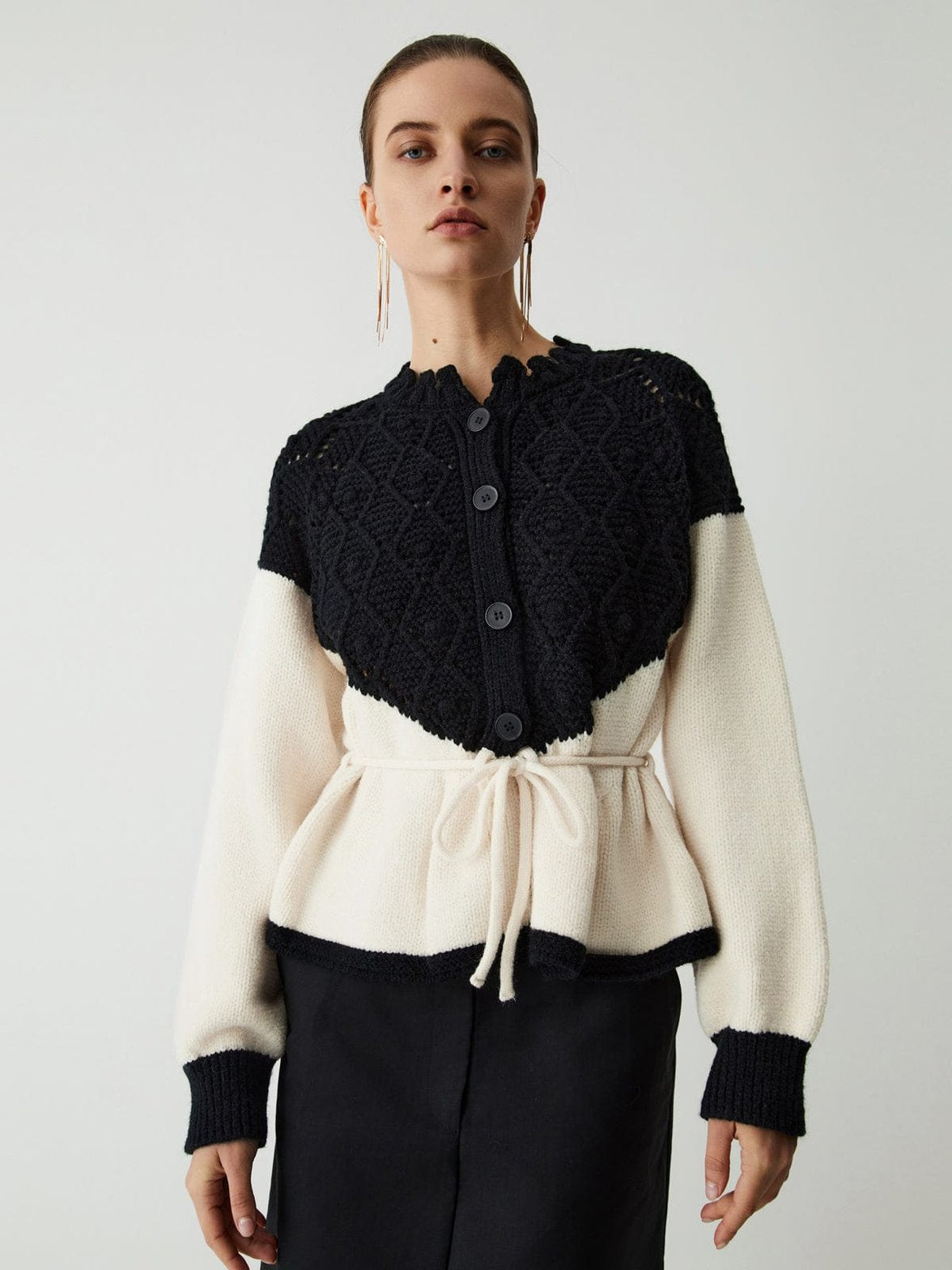 Viktoria – Eleganter Bicolor-Strickpullover
