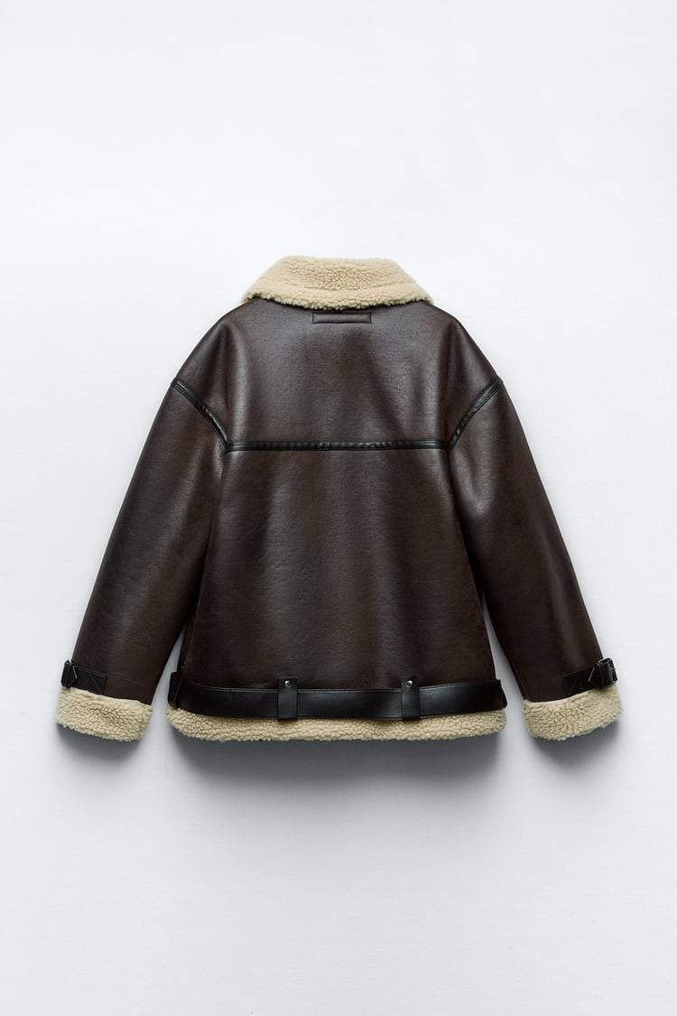 Michaela - Jacke mit Revers aus Kunstmaterial
