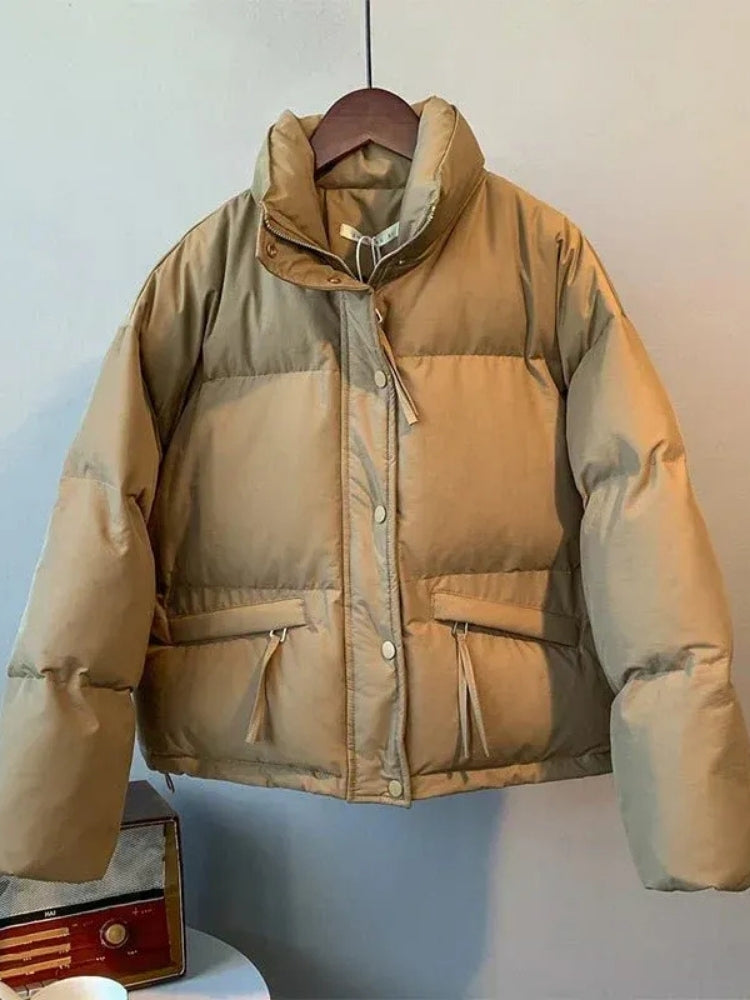 Danna - Klassische Damen-Winterjacke in Glanzoptik