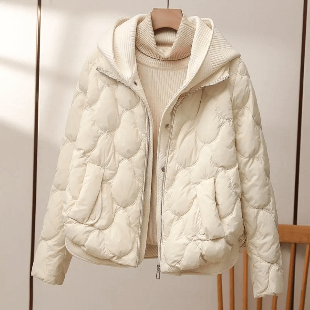 Nora – Lässige & warme Daunenjacke