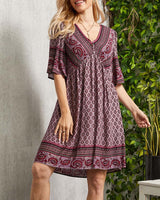 Alyn - Kleid mit V-Ausschnitt und Boho-Blumendruck