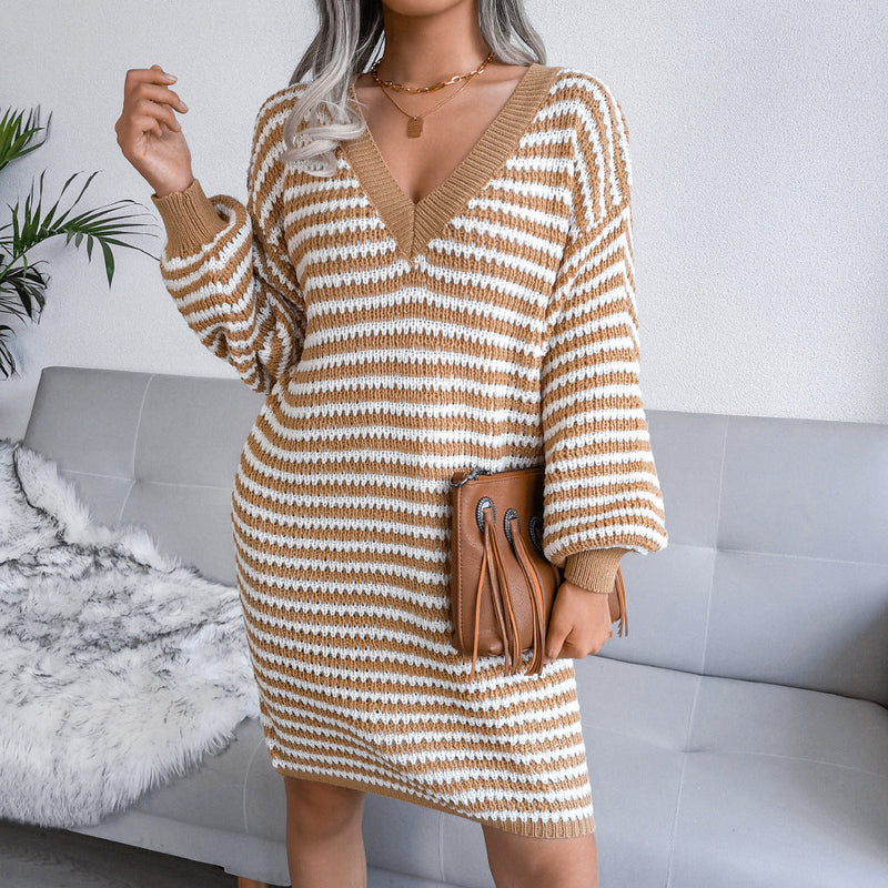 Pamy - Stripe Frenzy Pulloverkleid mit V-Ausschnitt
