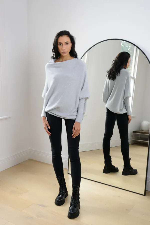 Roza - Asymmetrischer Cloud Drapierter Pullover